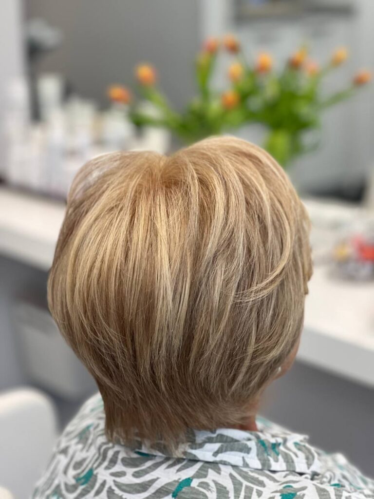 Blonde Strähnen in Köln bei Haar Rituale